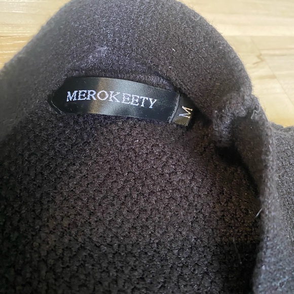 Women's Merokeety textured Black Cardigan Sweater - Picture 2 of 2